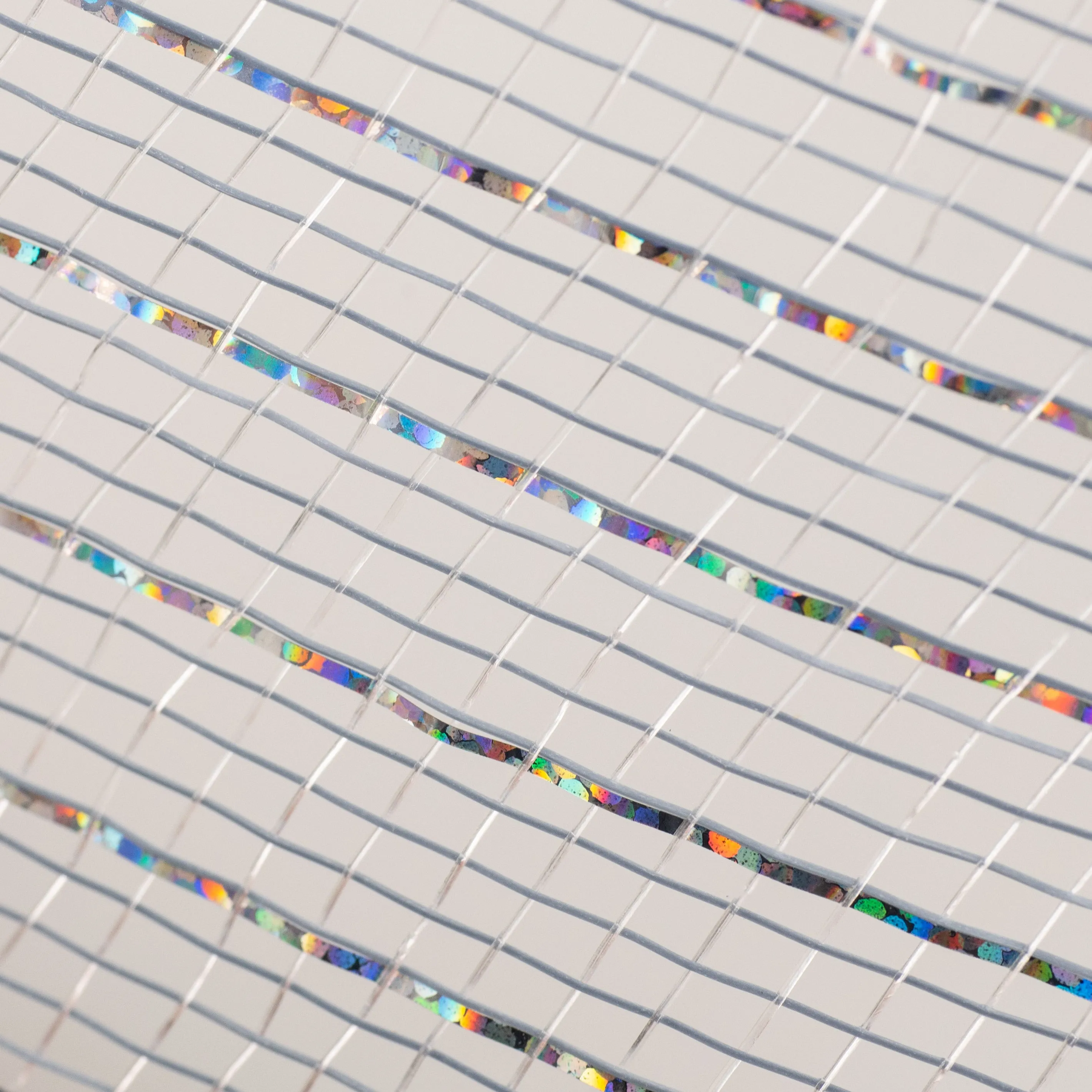 10" Poly Deco Mesh: Metallic Platinum