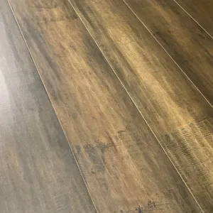 7" Wide Maple Click Cappuccino