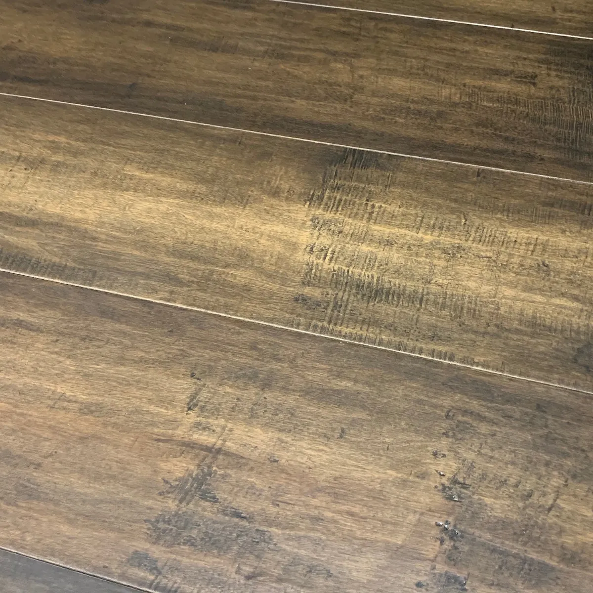 7" Wide Maple Click Cappuccino