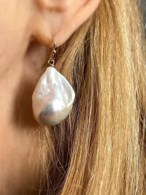 Baroque Pearl Drop Earring