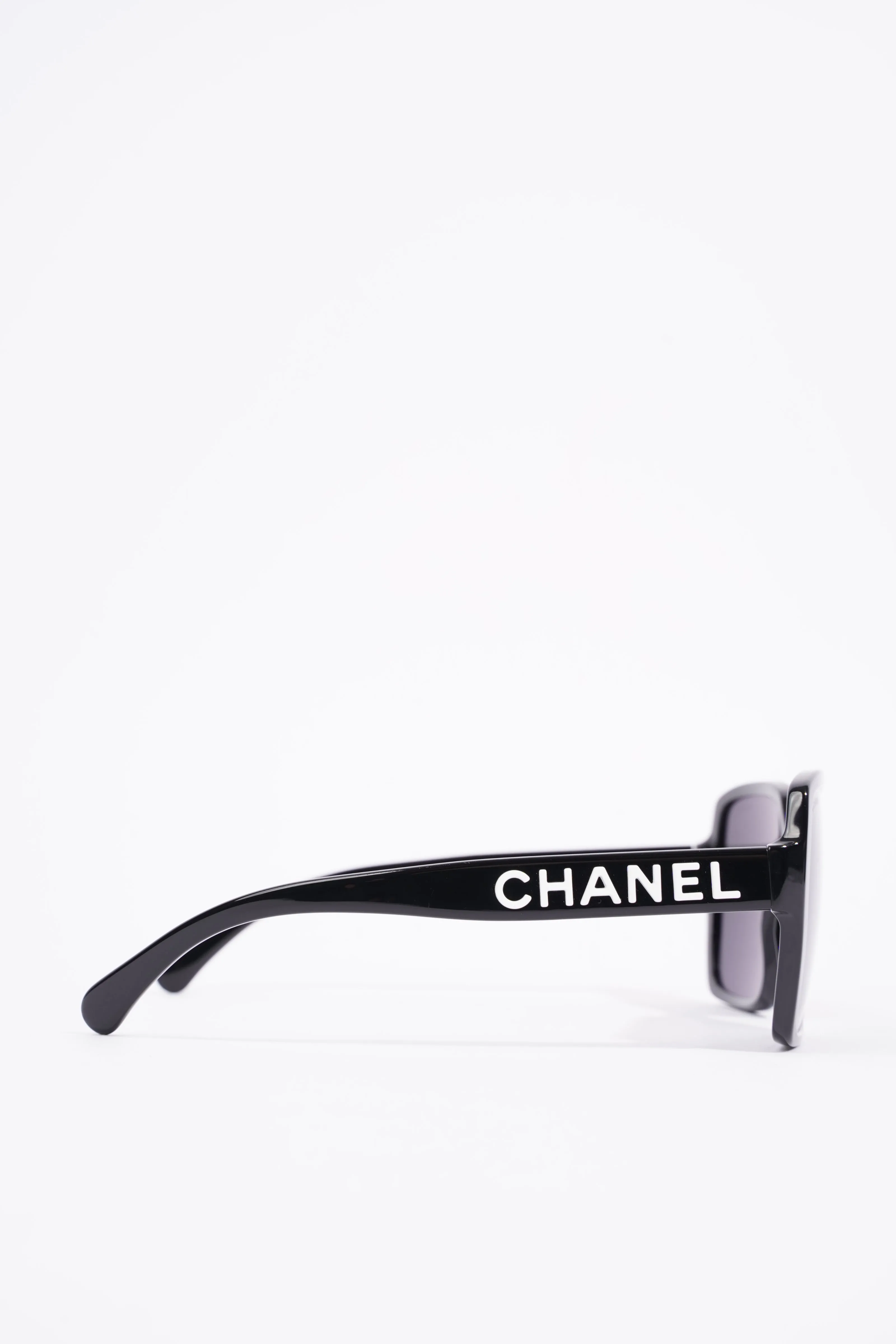 Chanel 5408-A Sunglasses Black Acetate 140