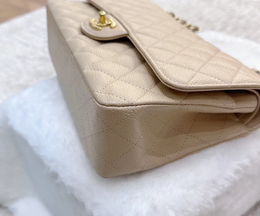 Chanel Classic Flap Medium Beige Clair GHW Caviar