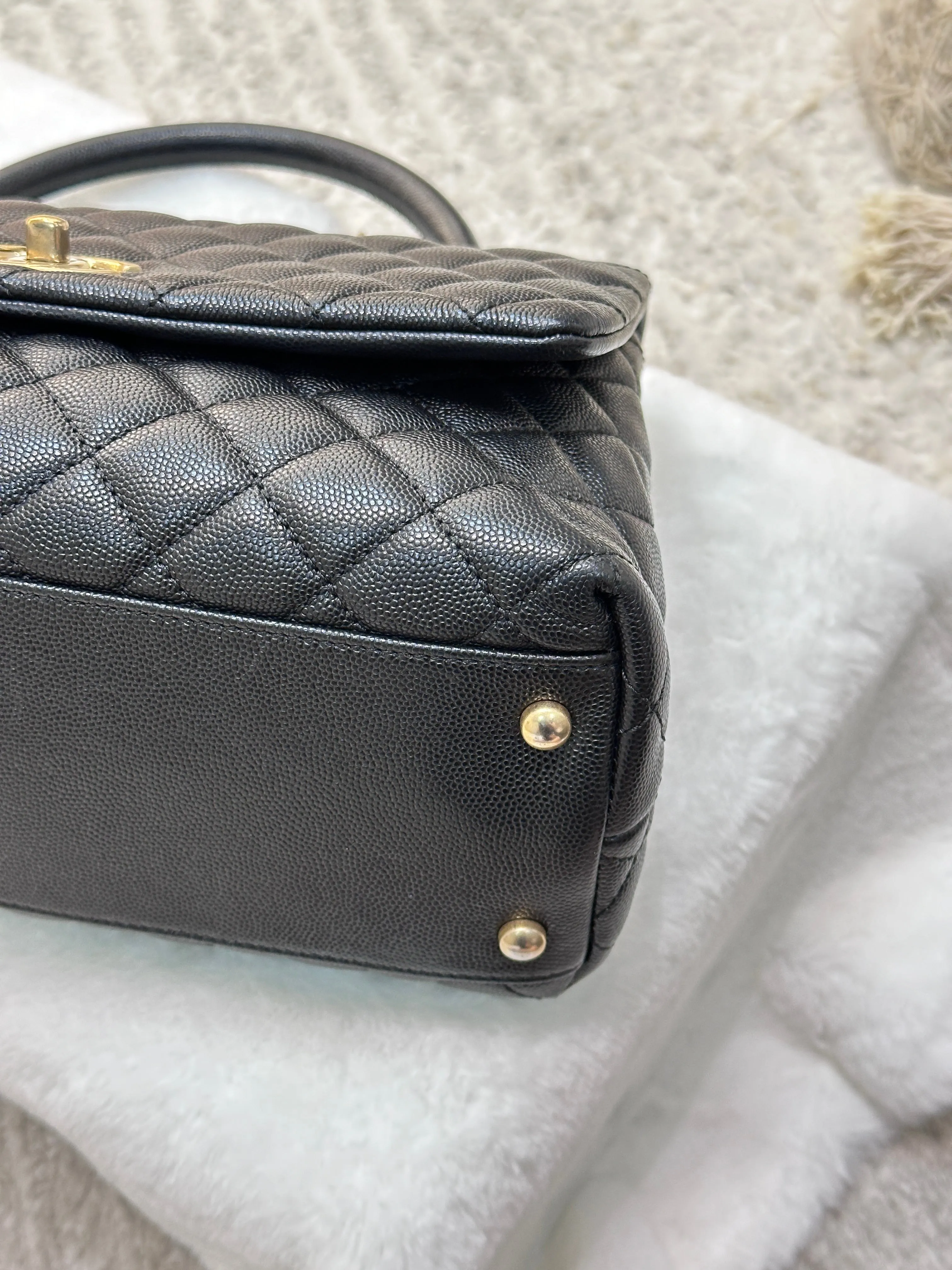 Chanel Coco Handle Cuir Matelasse Caviar Noir