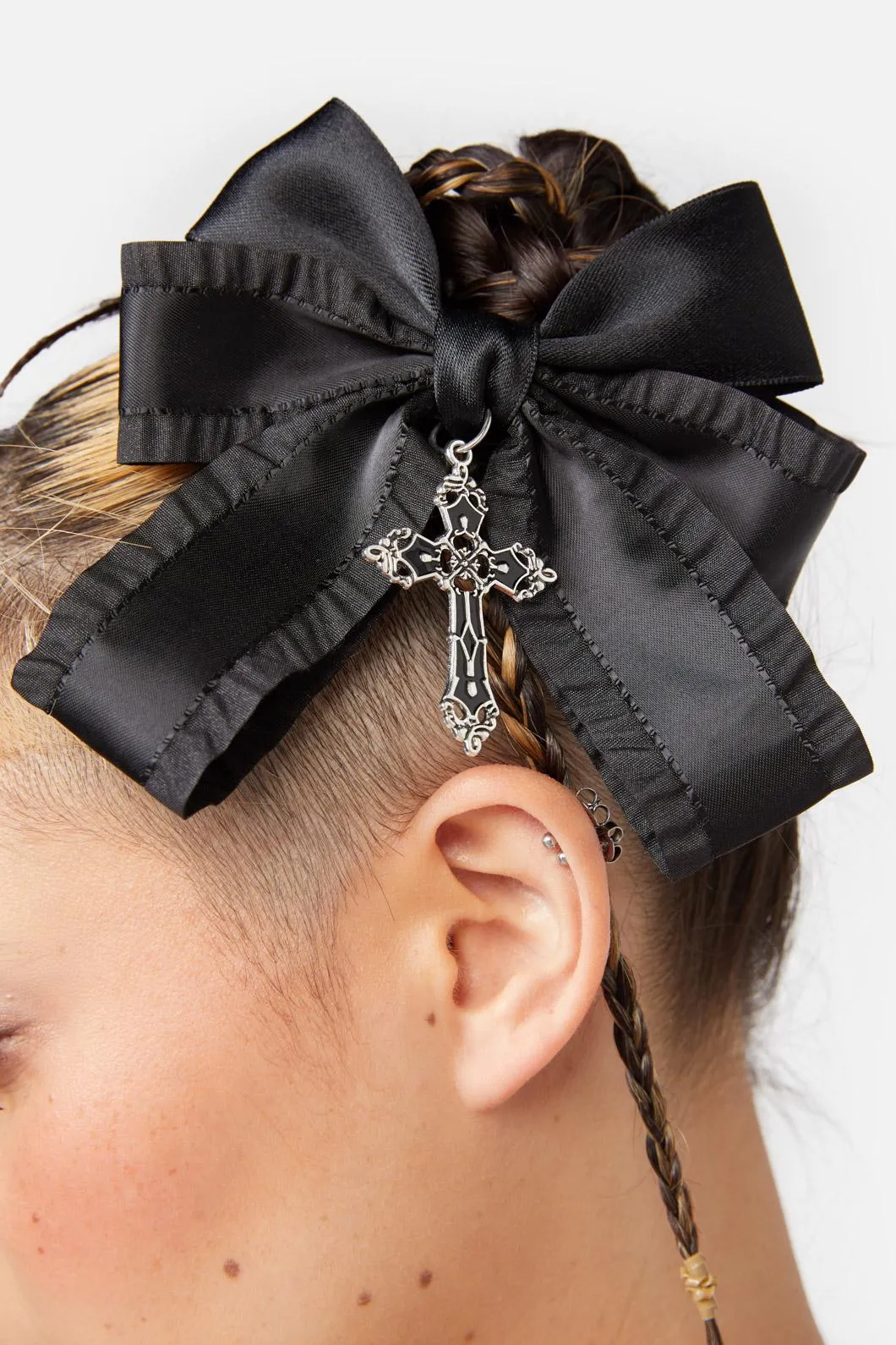 Charming Bow