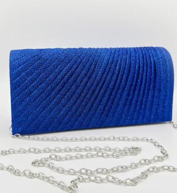 Charming Clutch