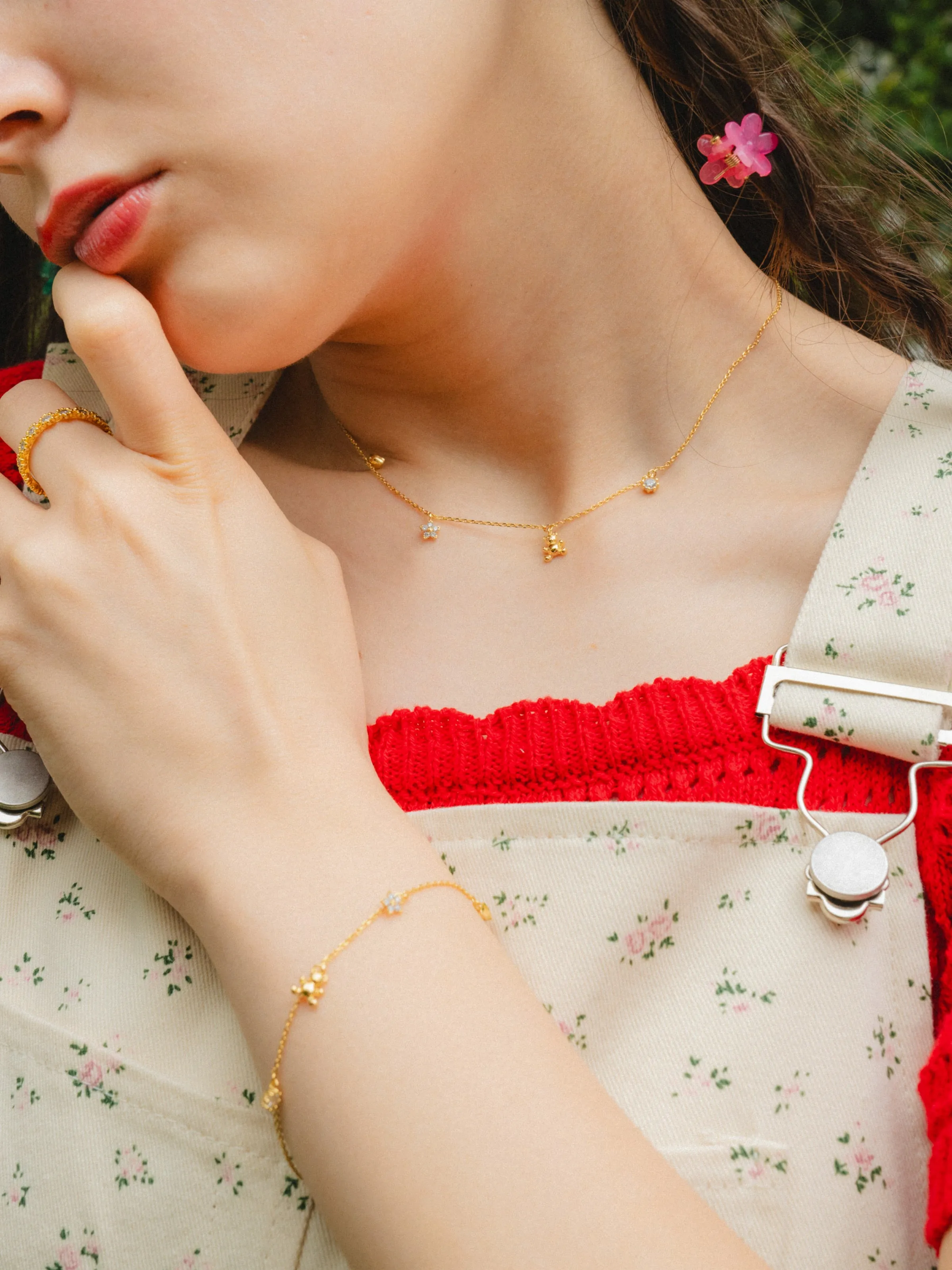 Charming Motif Necklace