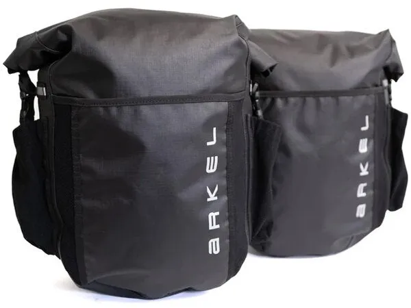 Dolphin Pannier (Pair) - 32 L