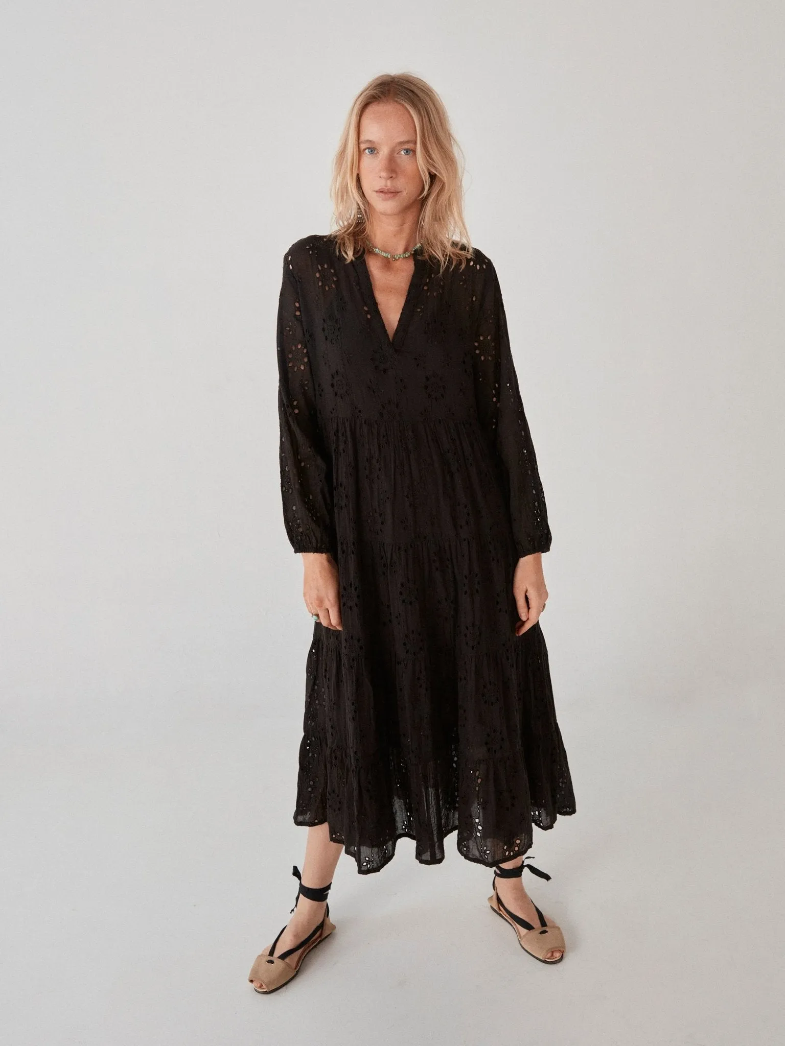 Elodie Dress - Noir Schiffli