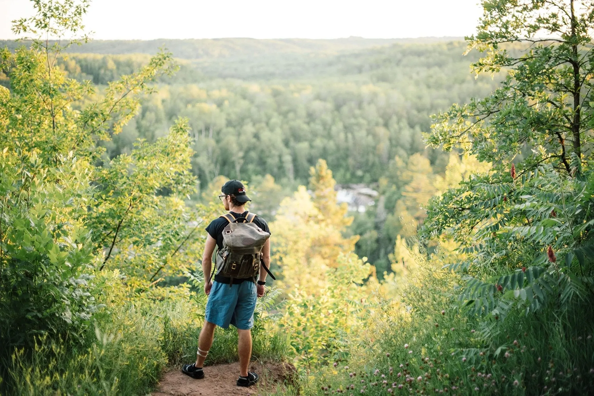 Frost River: Isle Royale Bushcraft Waxed Canvas Backpack