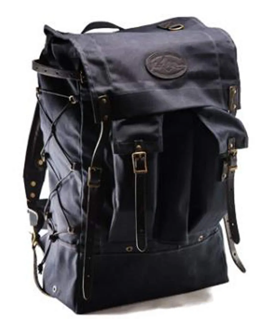 Frost River: Isle Royale Bushcraft Waxed Canvas Backpack