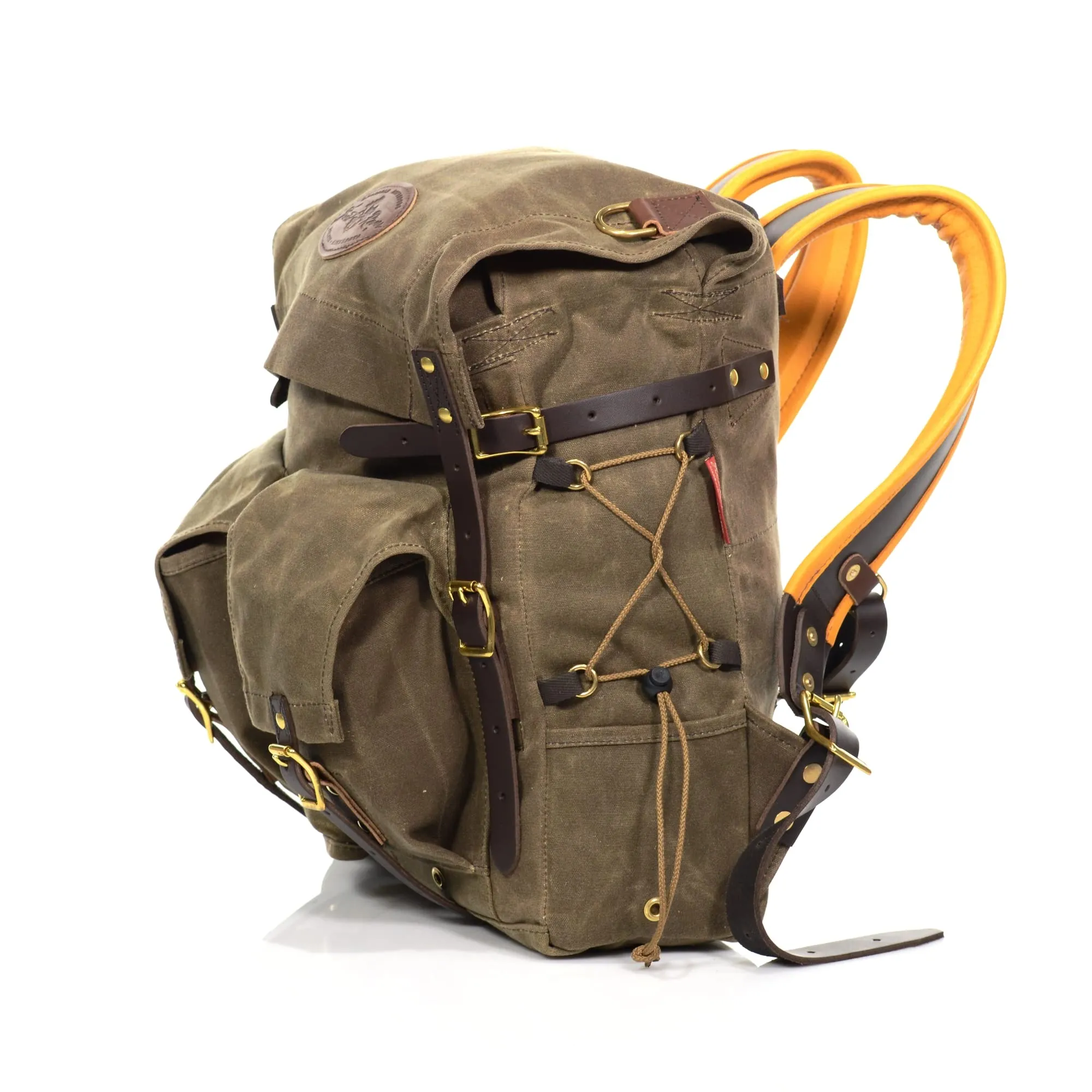 Frost River: Isle Royale Bushcraft Waxed Canvas Backpack