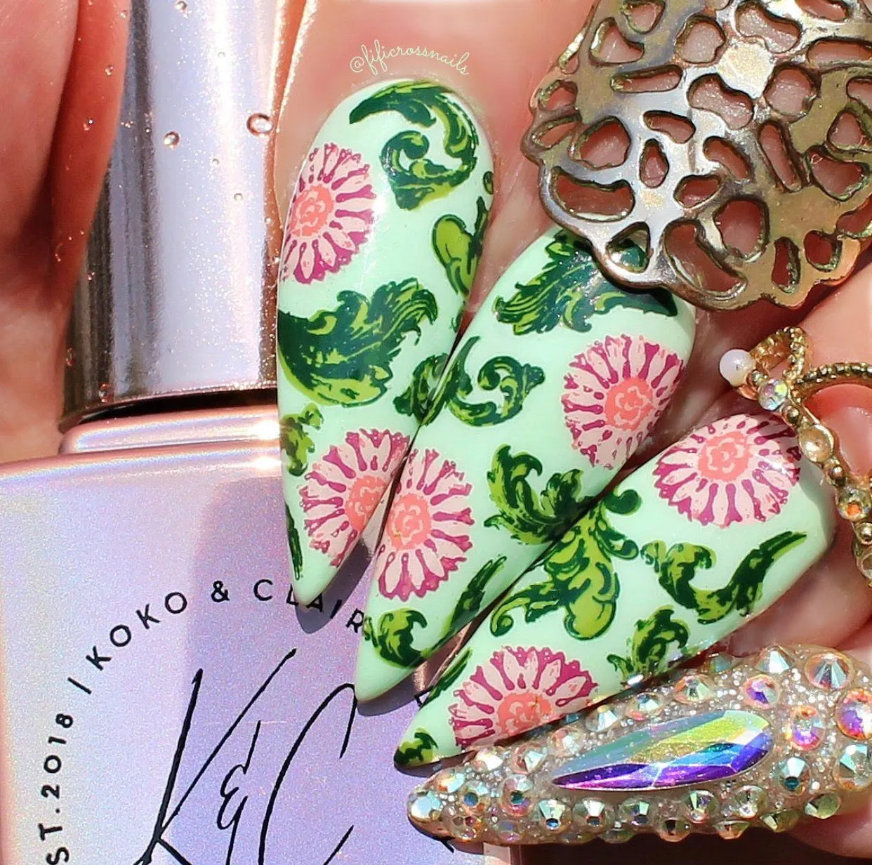 Grunge Series - Dainty (CjS-190) Steel Layered Nail Art Stamping Plate