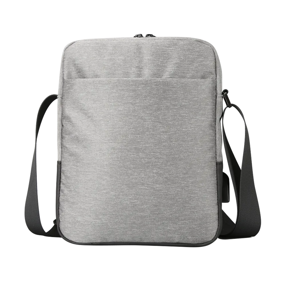 Leisure Messenger Bag