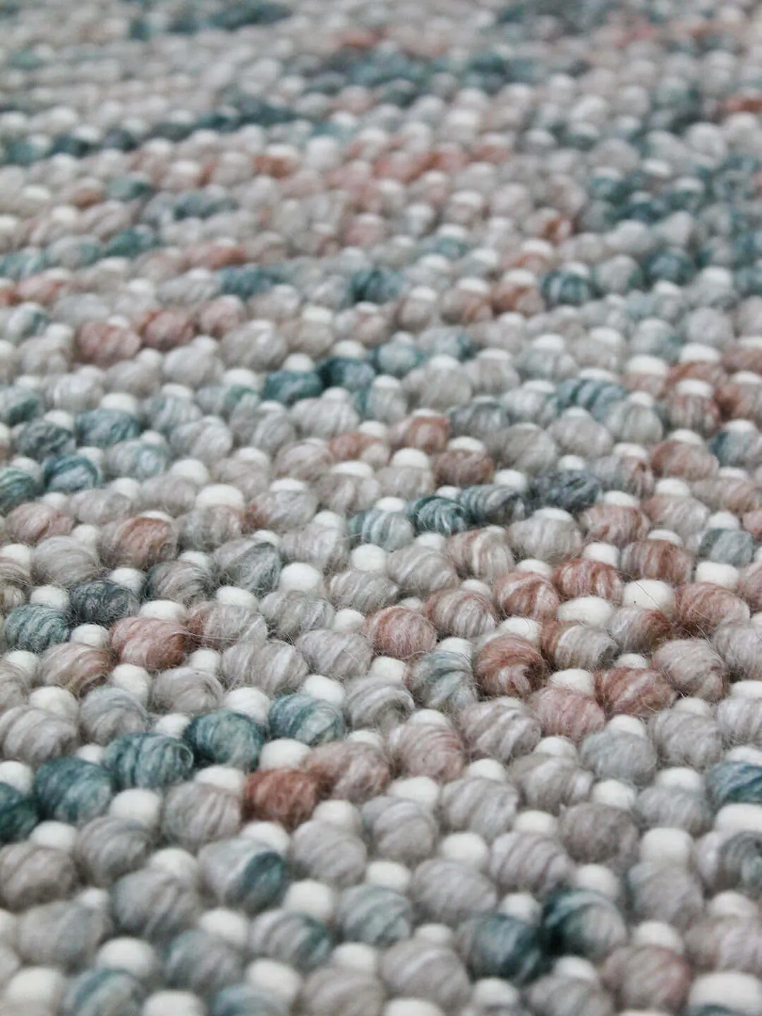 MAGIC RUG BY THE RUG COLLECTION