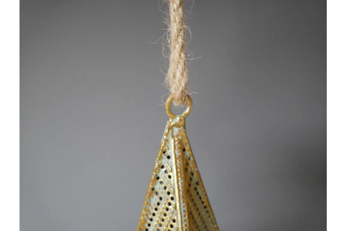 Metal Star Decoration