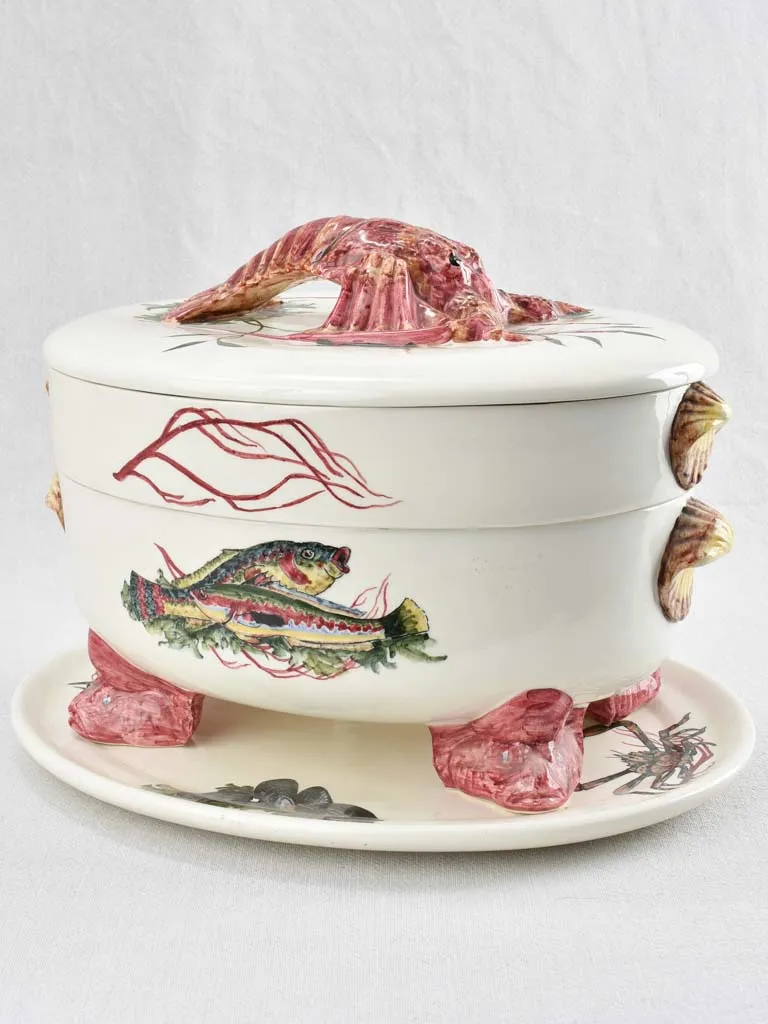 Oval bouillabaisse tureen with lobster handle - pink