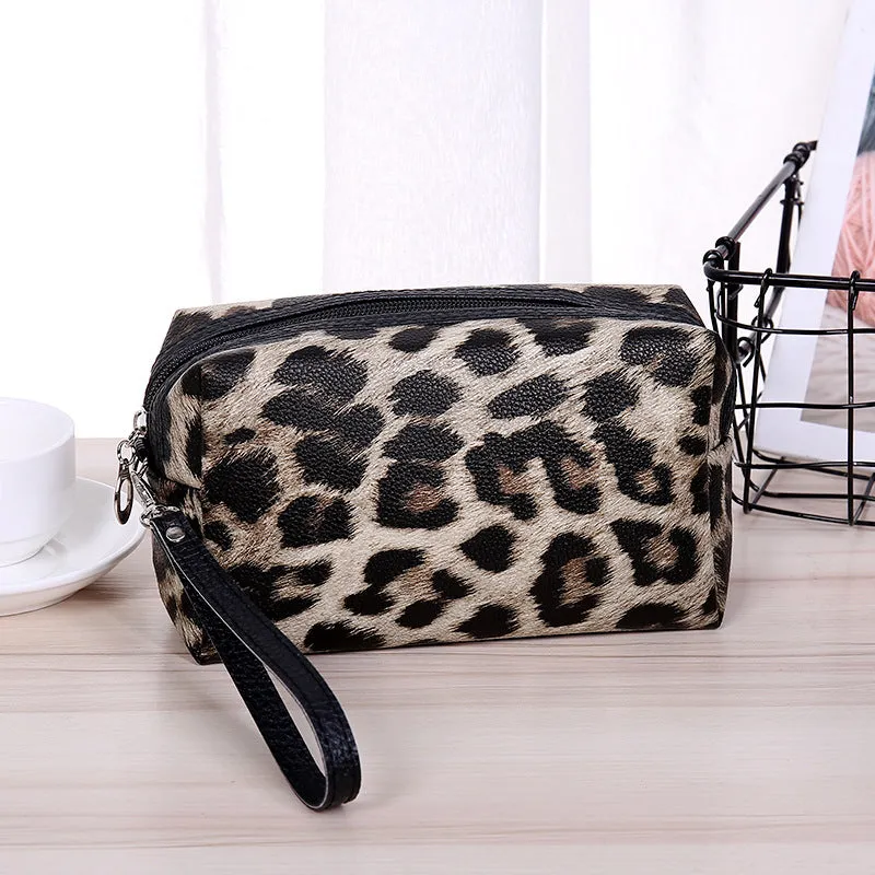 Paziye Portable Waterproof Leopard Makeup Wash Bag