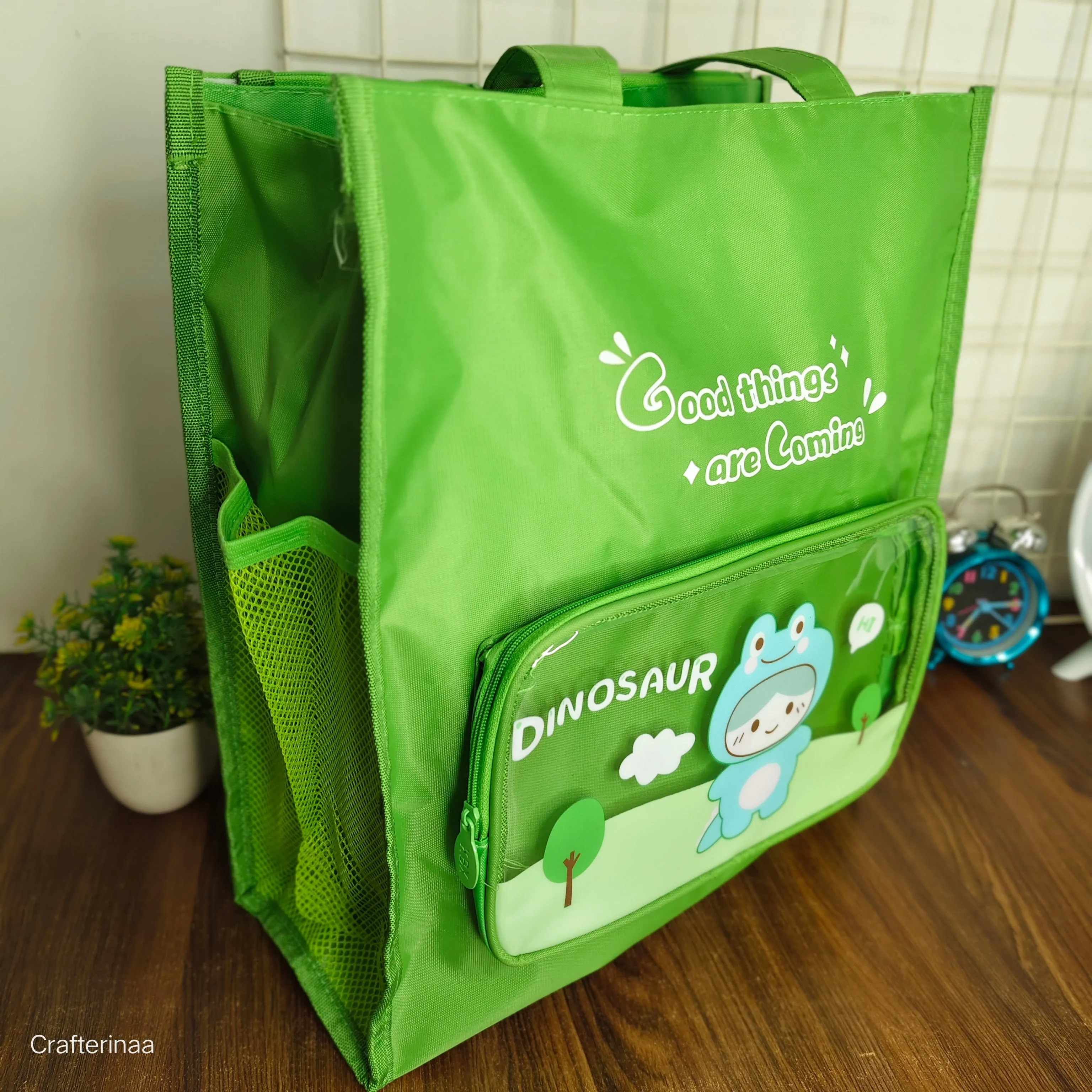 Premium Kawaii Tote bags with 3 compartments 
Stylish and Trendy Travelling Bag for Boys and Girls