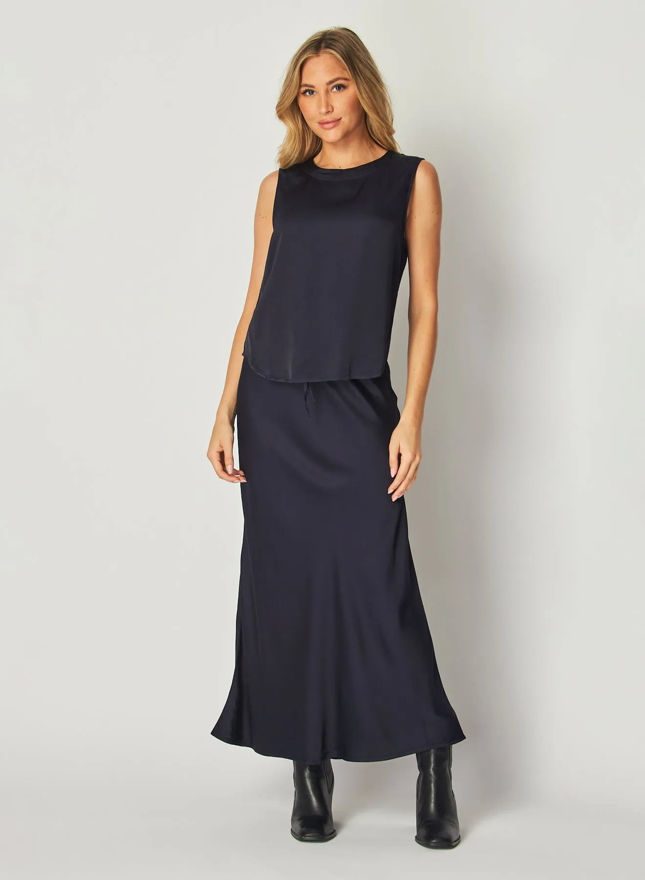 Sleeveless Crew Neck Top - Navy Eclipse