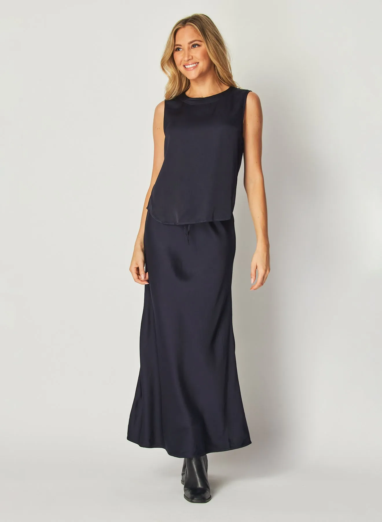 Sleeveless Crew Neck Top - Navy Eclipse