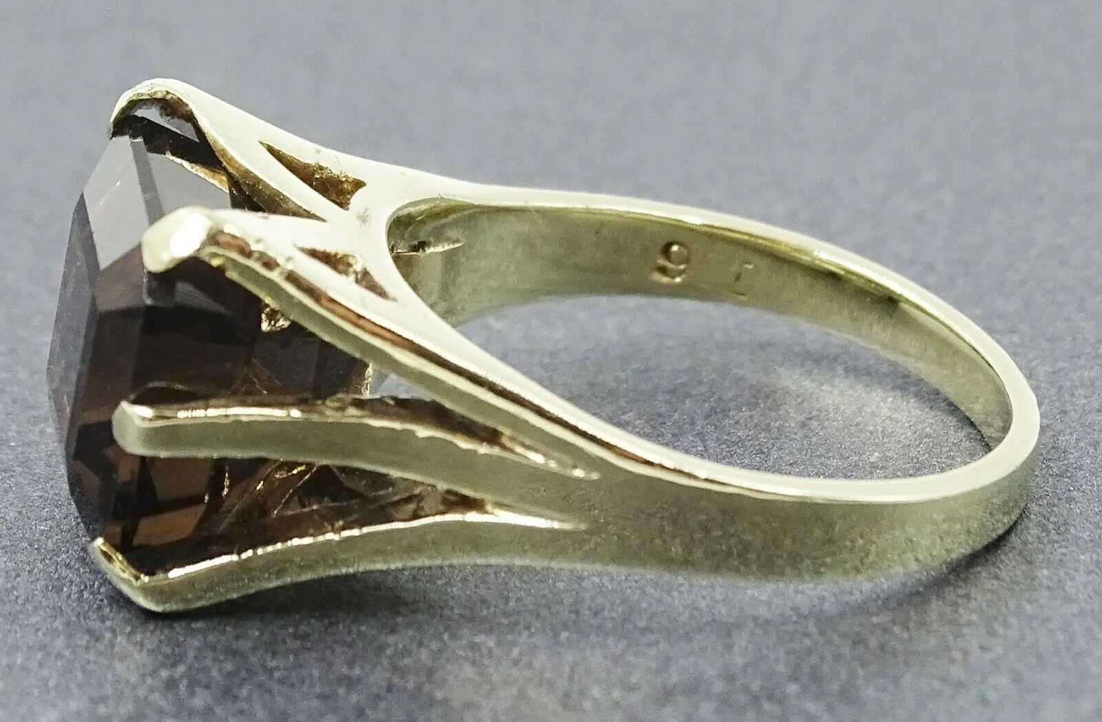 Smoky Quartz 9ct Yellow Gold Ring