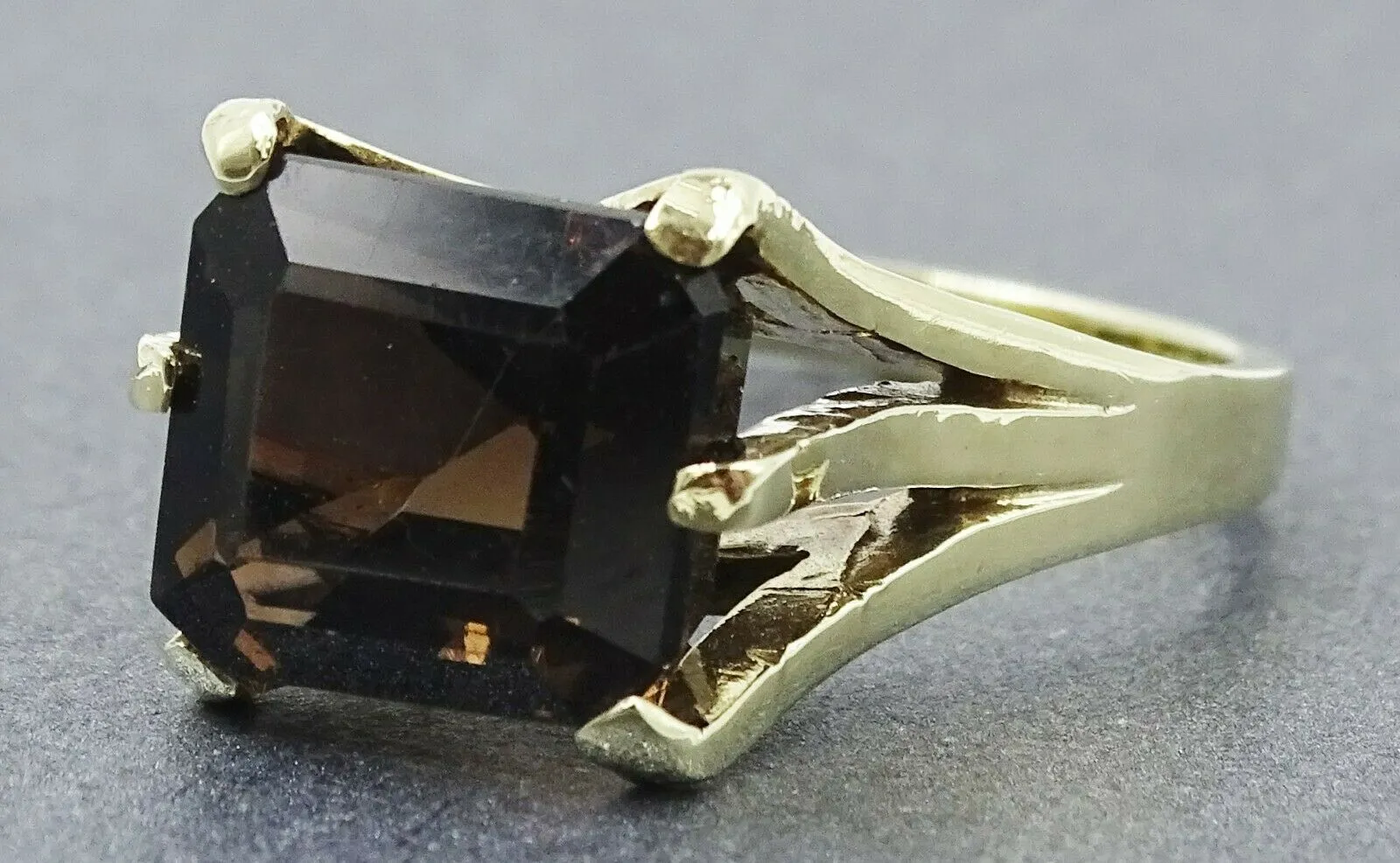 Smoky Quartz 9ct Yellow Gold Ring