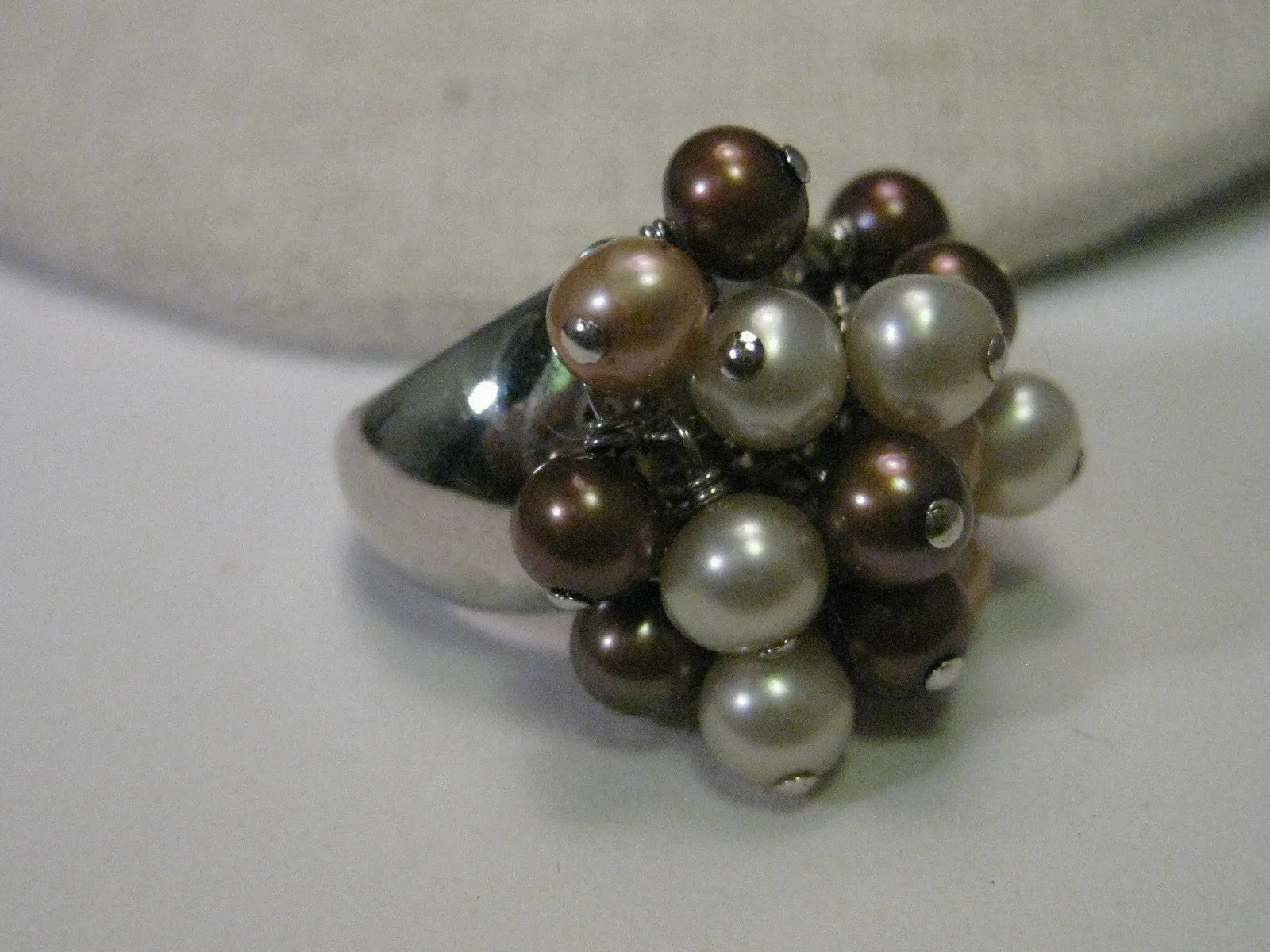 Sterling Silver Ring, Dangling  Pearl Cluster, Faux Tahitian, Mocha, Chocolate & White, sz 6, Boho Appeal