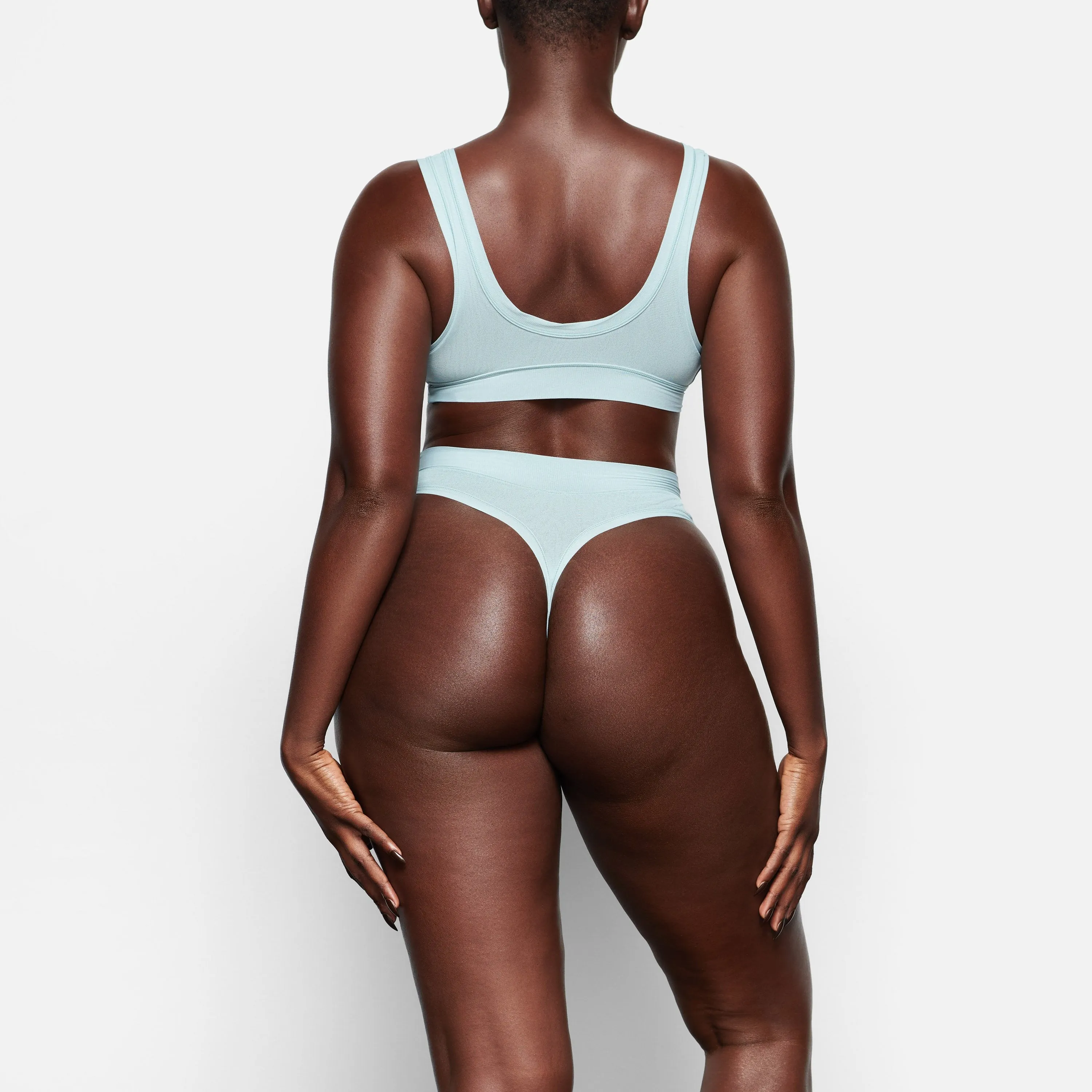 SUMMER MESH PLUNGE BRALETTE | SKY