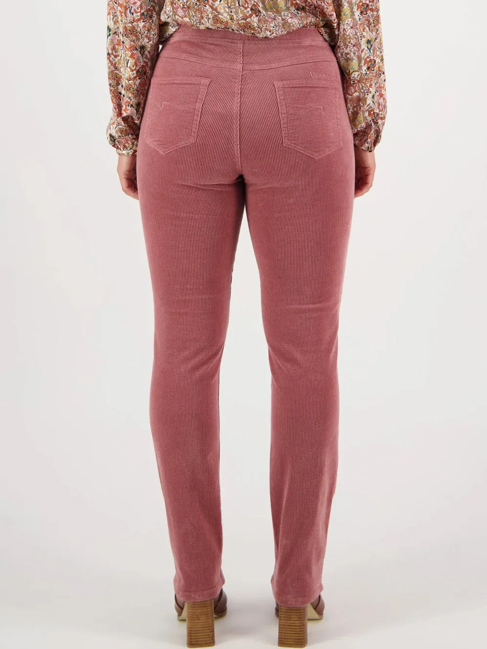 VASSALLI SLIM LEG FULL LENGTH WIDEWALE CORD