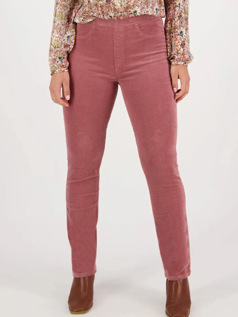 VASSALLI SLIM LEG FULL LENGTH WIDEWALE CORD